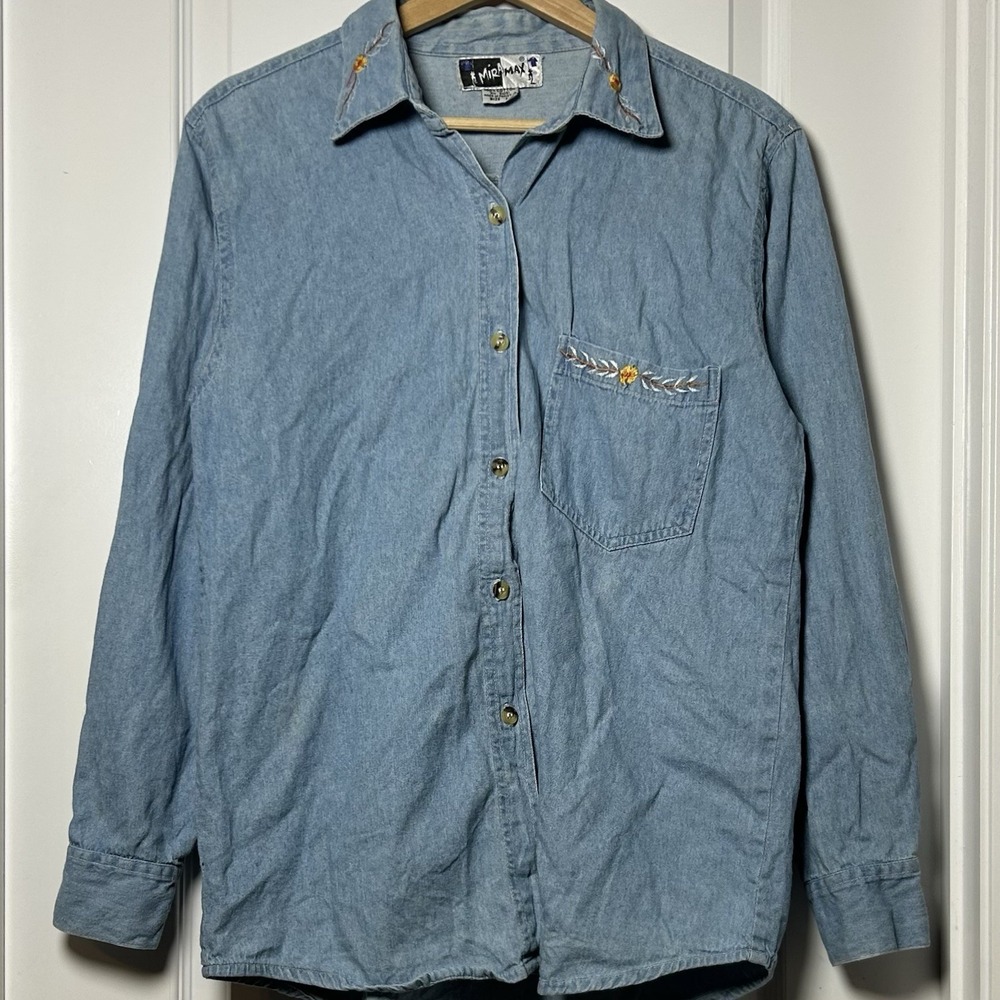 Mira Max Vintage 90s Embroidered Floral Denim Button Up Shirt Granola Girl Style
